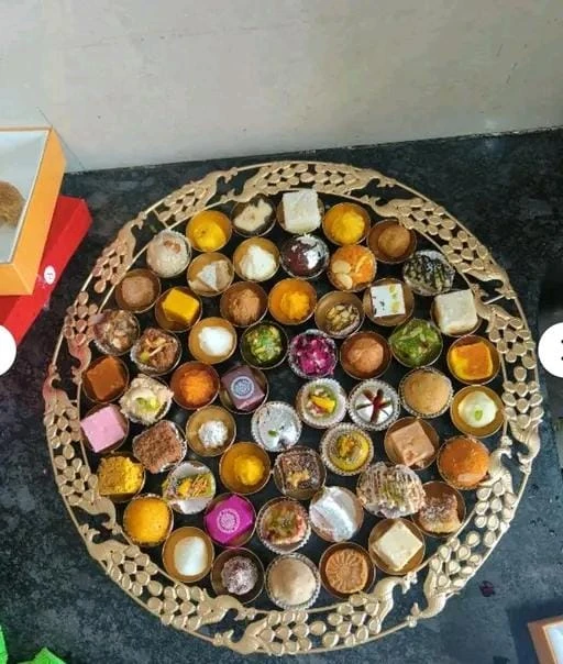 Artisan Gourmet Chocolate Bonbon Collection - Luxury Handcrafted Chocolate Assortment - Gourmet chocolate bonbons