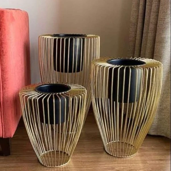 Modern Gold Iron Wire Planter Set – Decorative Indoor Plant Stands (Set of 3)