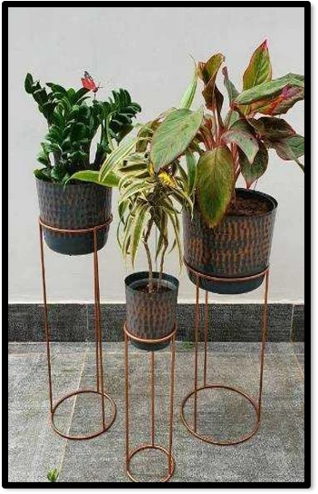 Elegant Iron Planter Stand Set – Modern Indoor & Outdoor Plant Holder (Set of 3)
