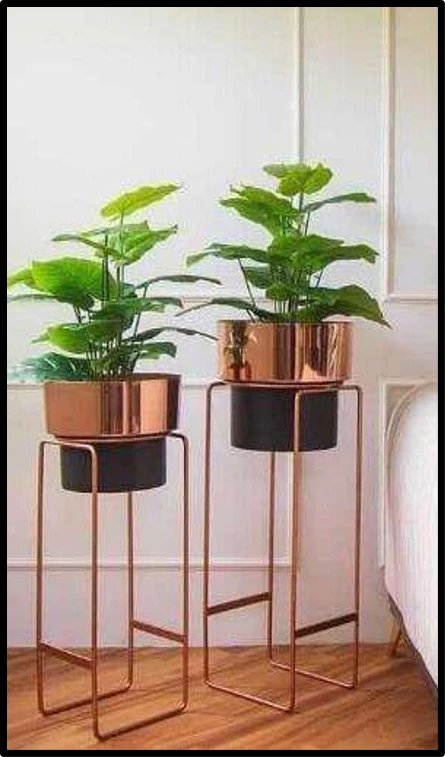 Elegant Iron Planter Set with Stands – Modern Indoor Plant Decor