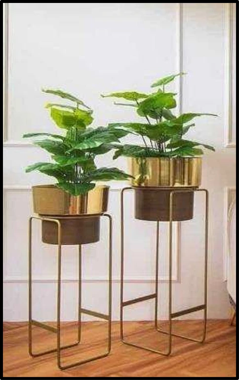 planter stand